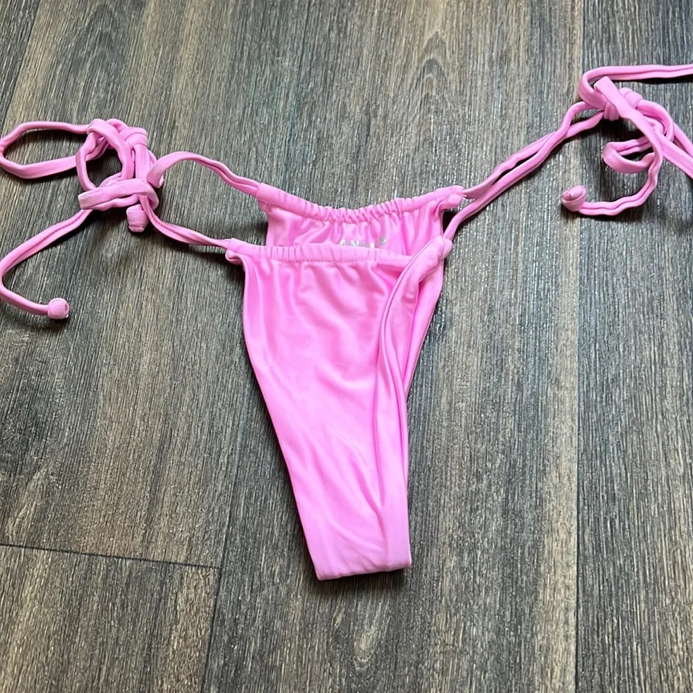 90s Pink Alo x Frankies Bikini Bottom